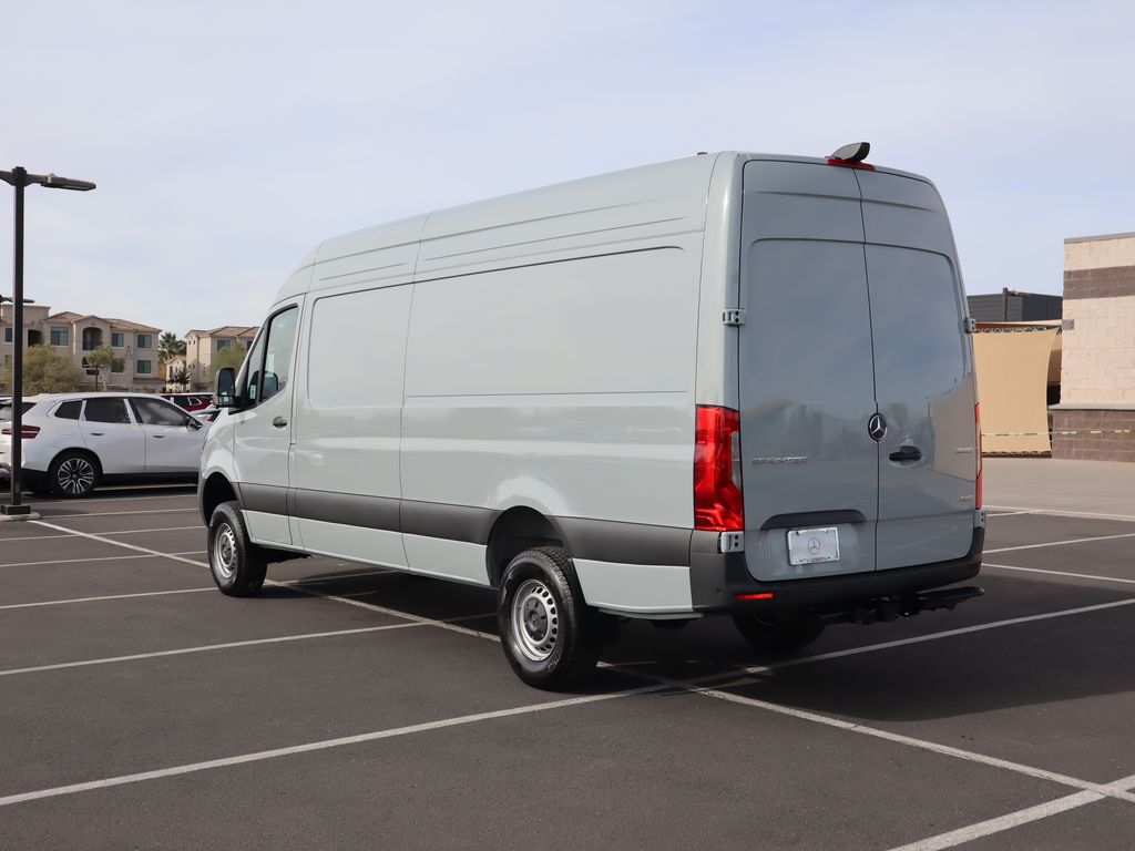 2025 Mercedes-Benz Sprinter 2500 7