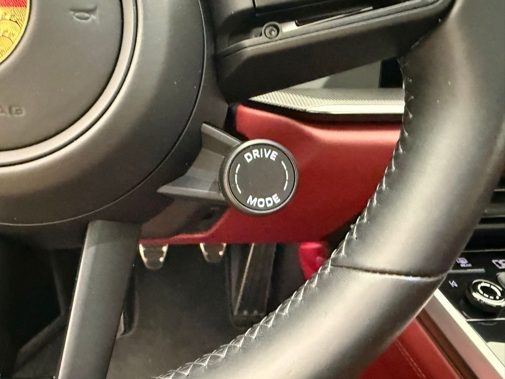 Thumbnail: 2021 Porsche 911 - 14