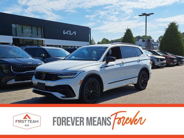 2022 Volkswagen Tiguan SE R-Line Black 4Motion
