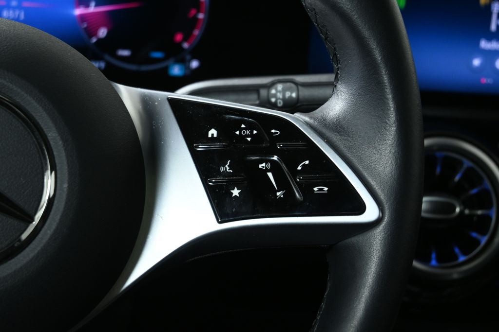 Thumbnail: 2025 Mercedes-Benz CLA - 17