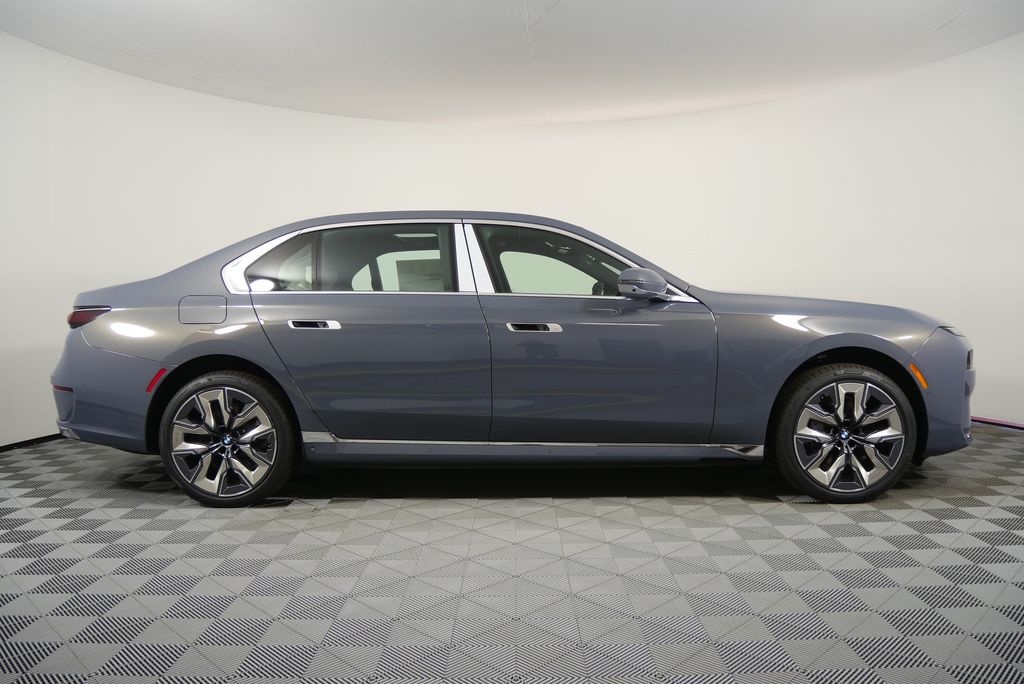 Thumbnail: 2026 BMW i7 - 2