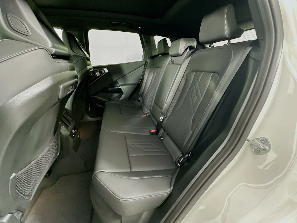 Thumbnail: 2026 BMW X3 - 17