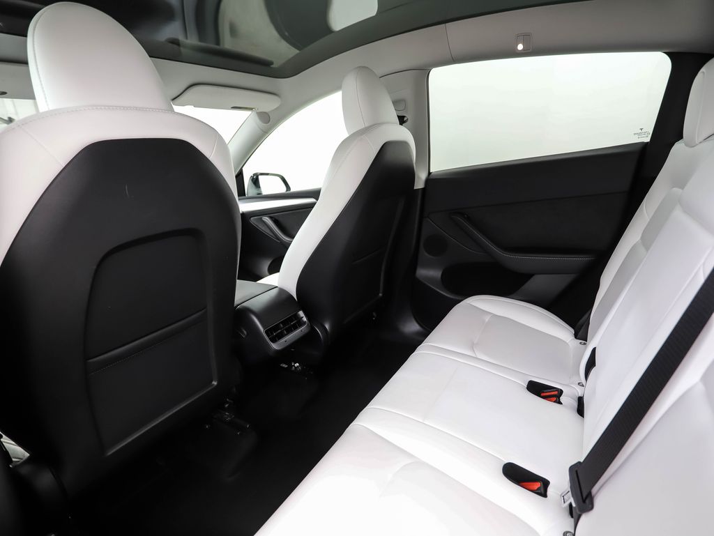 Thumbnail: 2024 Tesla Model Y - 18