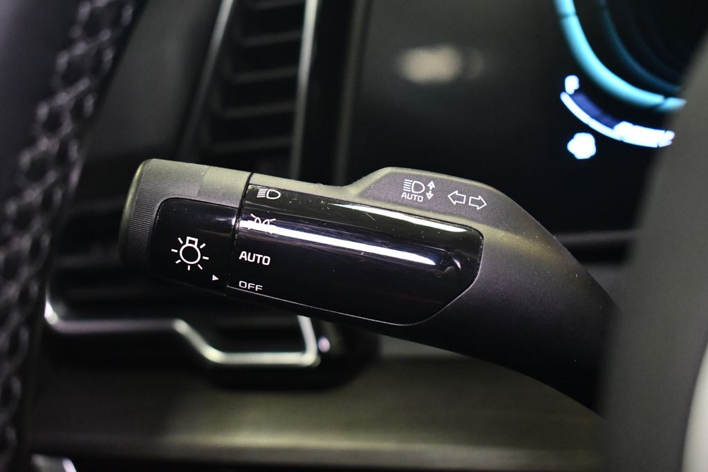 Thumbnail: 2023 Kia Sportage - 22