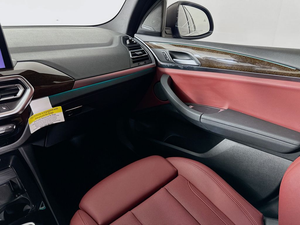 Thumbnail: 2023 BMW X3 - 24