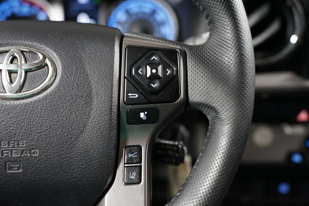 2021 Toyota Tacoma SR5 14