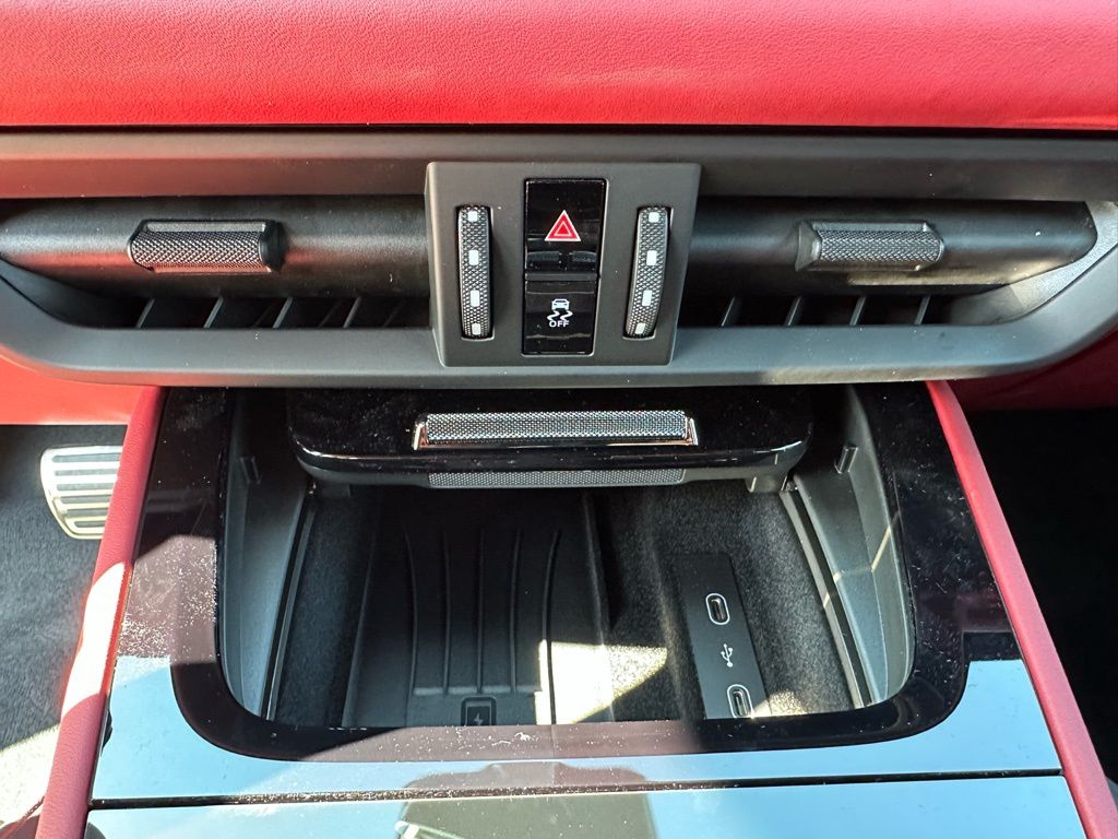 Thumbnail: 2026 Porsche Cayenne - 27