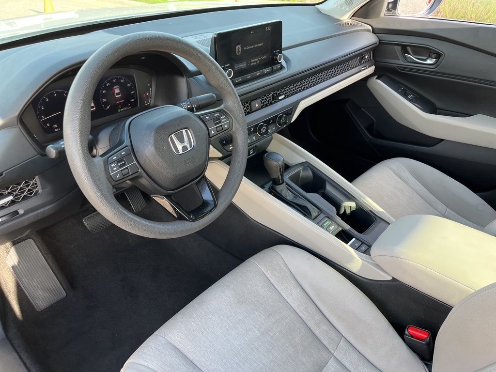 Thumbnail: 2023 Honda Accord - 16