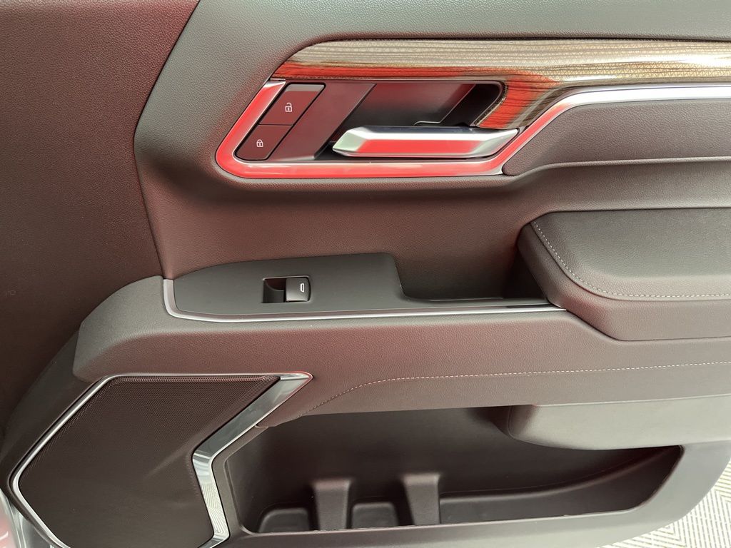 Thumbnail: 2026 Chevrolet Silverado 1500 - 11