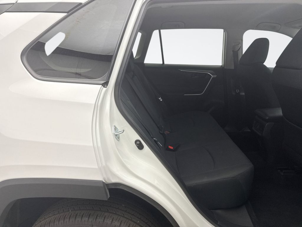Thumbnail: 2024 Toyota RAV4 - 17