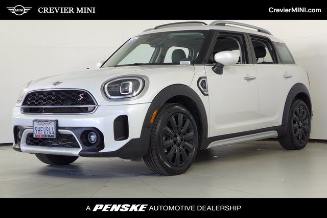 2024 MINI Cooper S Countryman Signature 1