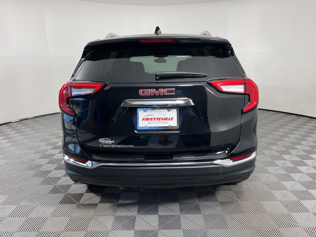 2024 GMC Terrain SLT 11