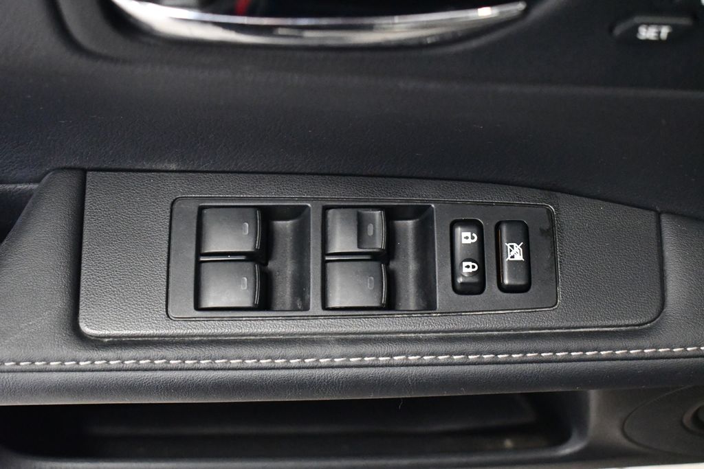 Thumbnail: 2013 Lexus ES - 15