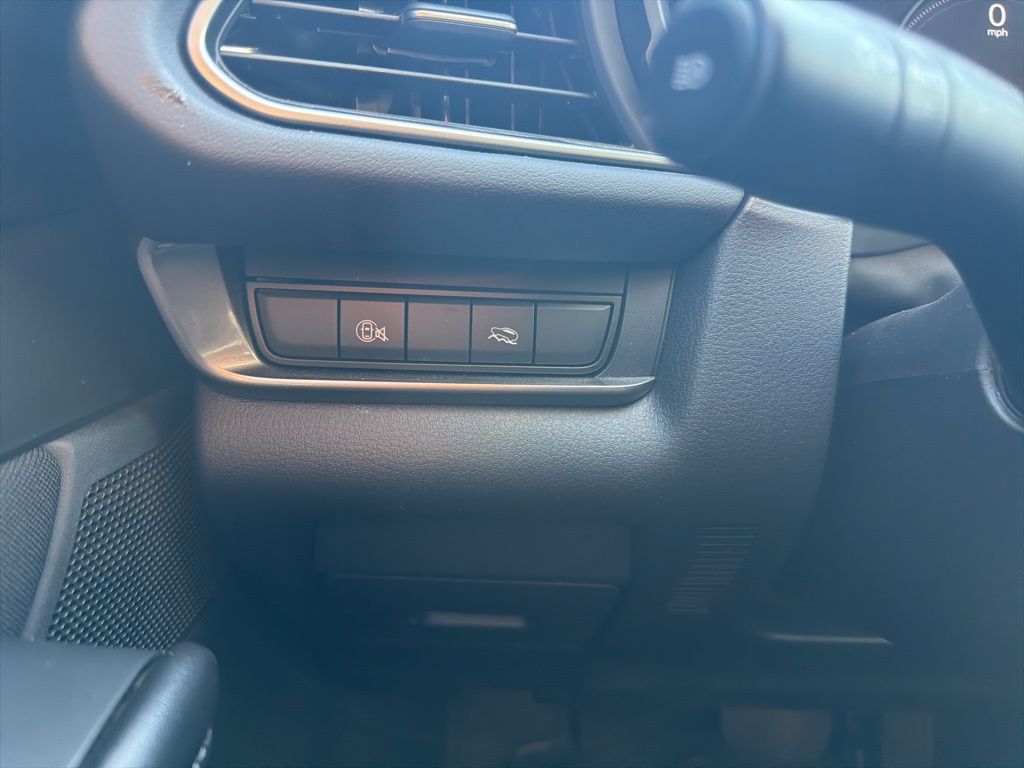 Certified Used 2025 White Mazda 2.5 S image 16