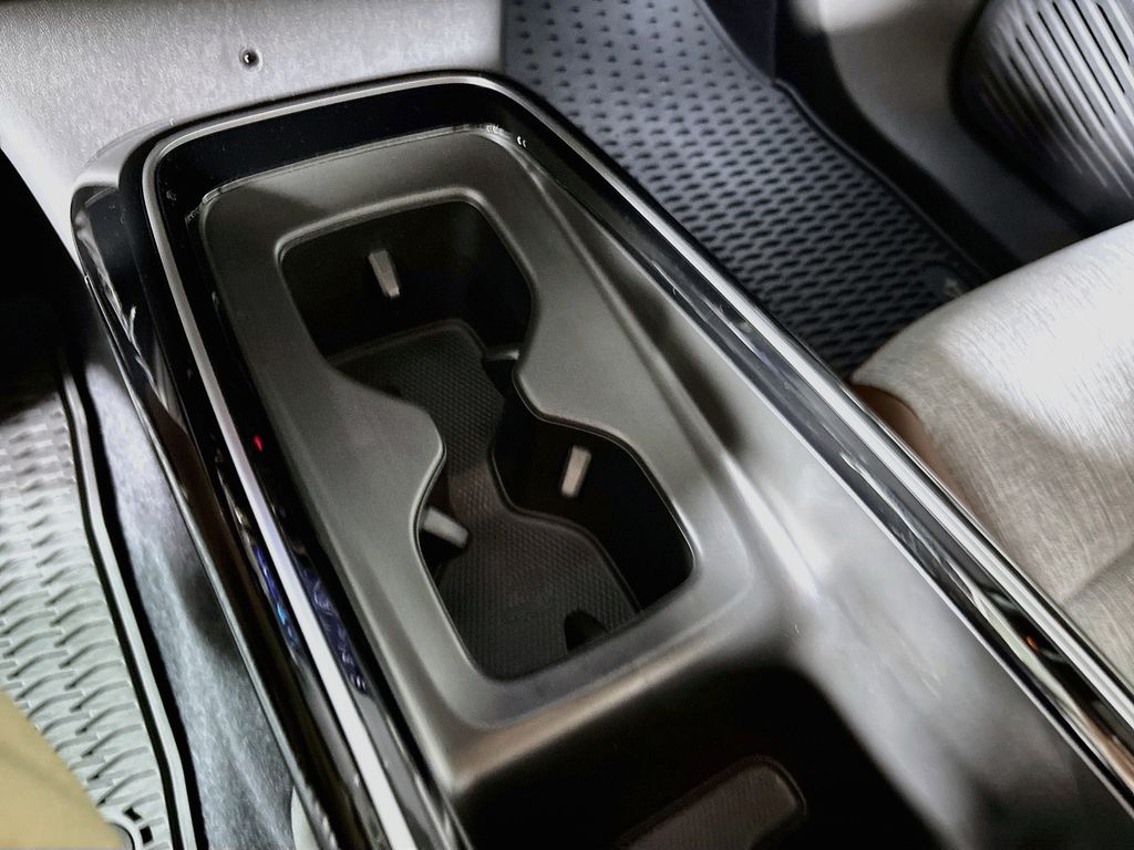 2025 Volkswagen ID.4 Pro