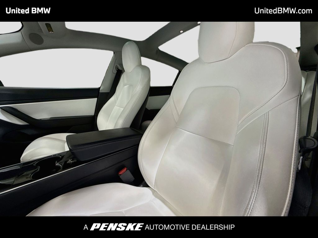Thumbnail: 2020 Tesla Model 3 - 12