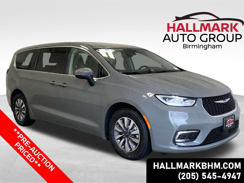 2023 Chrysler Pacifica Hybrid Touring L