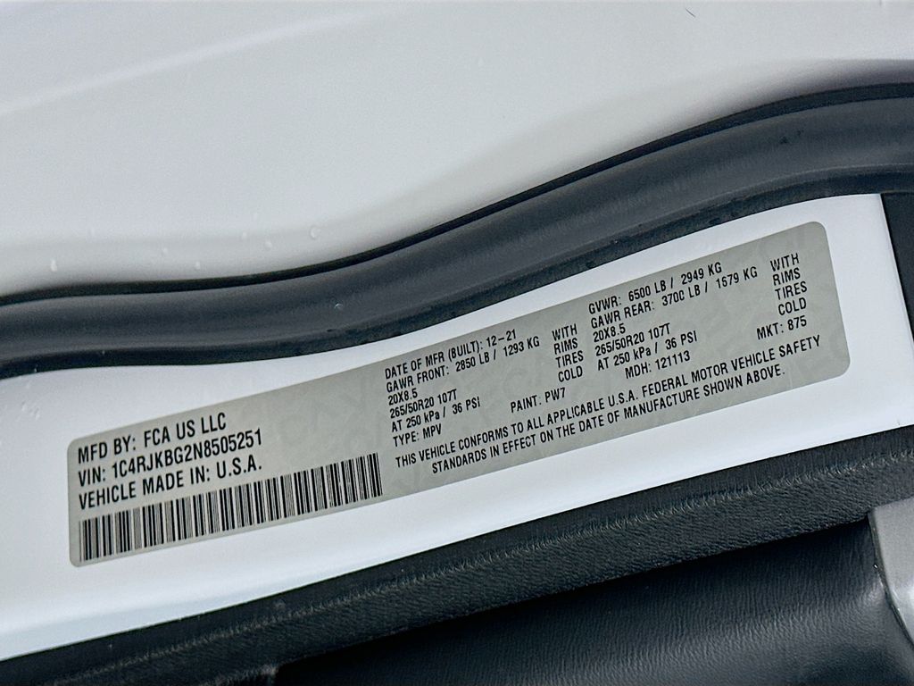 Thumbnail: 2022 Jeep Grand Cherokee L - 32