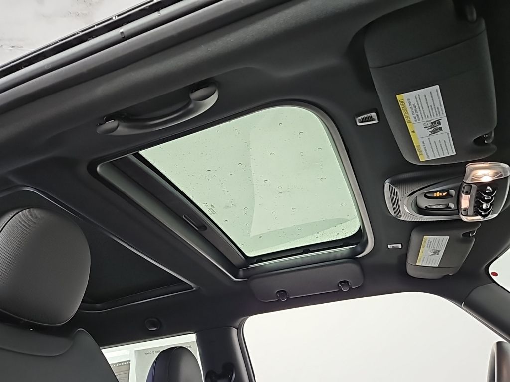 Thumbnail: 2023 MINI Cooper - 19