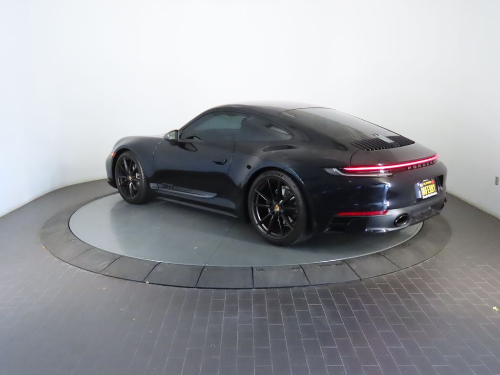 Thumbnail: 2024 Porsche 911 - 3