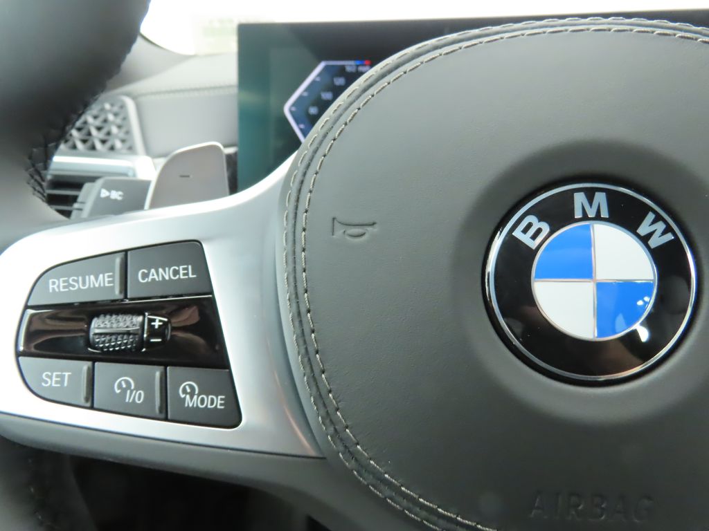 Thumbnail: 2026 BMW X5 - 11