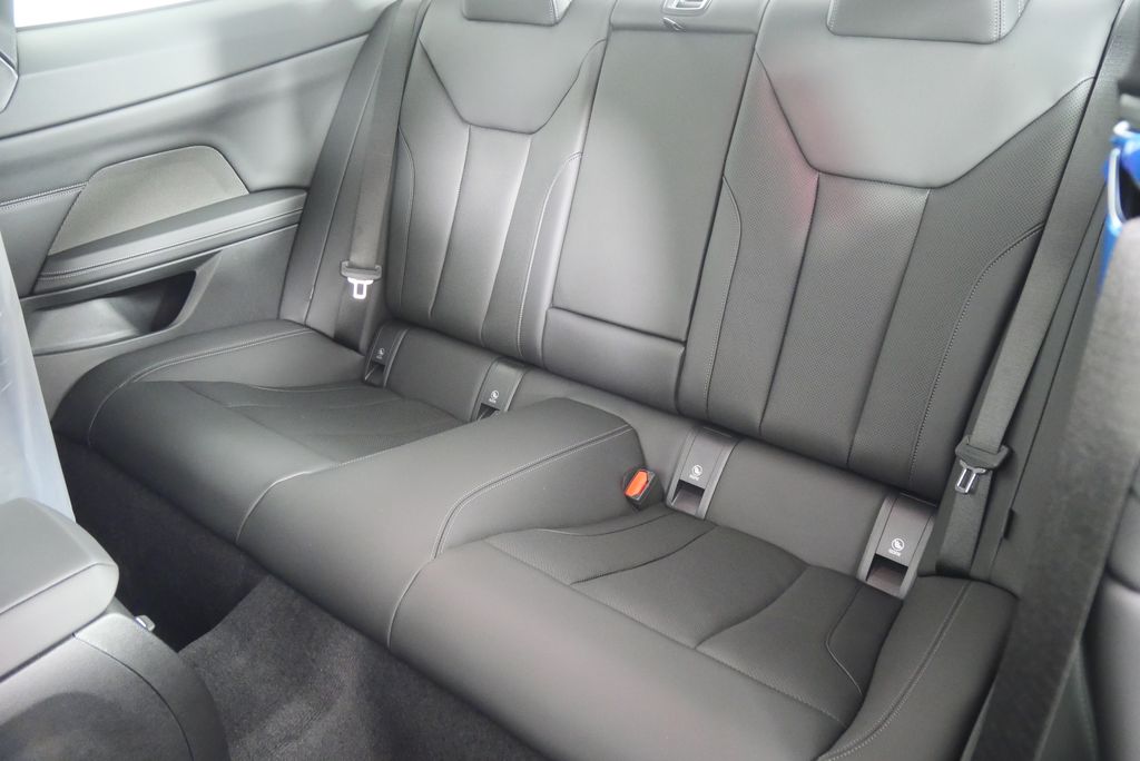 Thumbnail: 2026 BMW 4 Series - 15