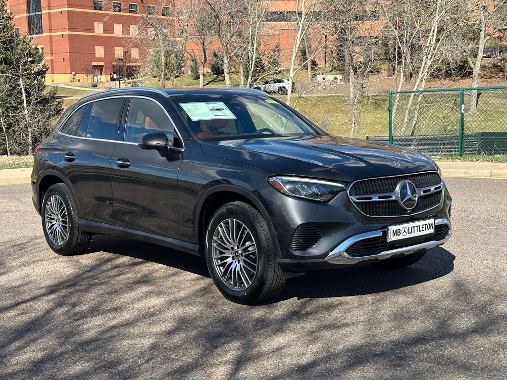 2024 Mercedes-Benz GLC GLC 300 8