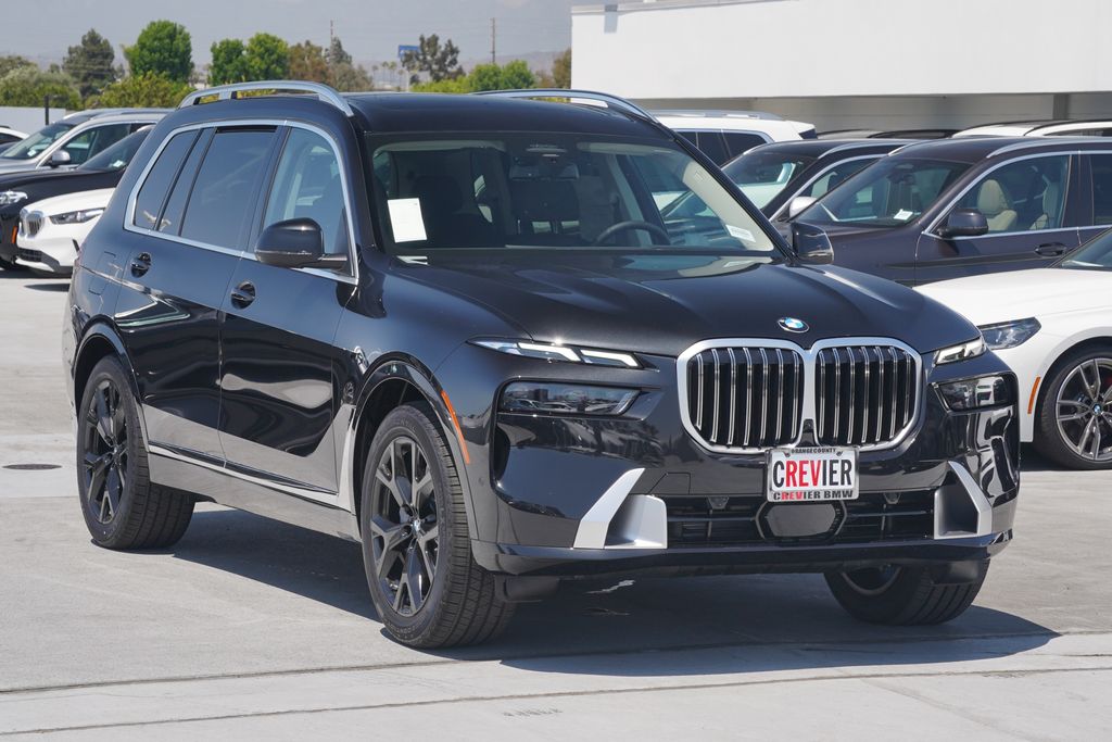 2025 BMW X7 xDrive40i 3