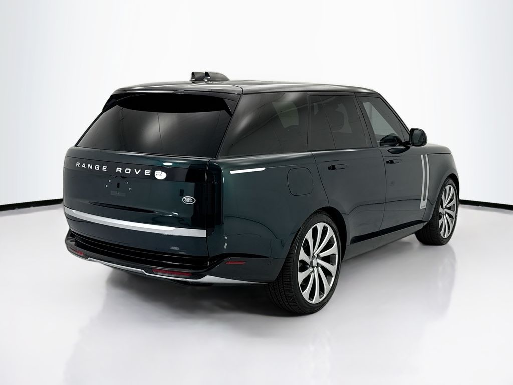 Thumbnail: 2023 Land Rover Range Rover - 5