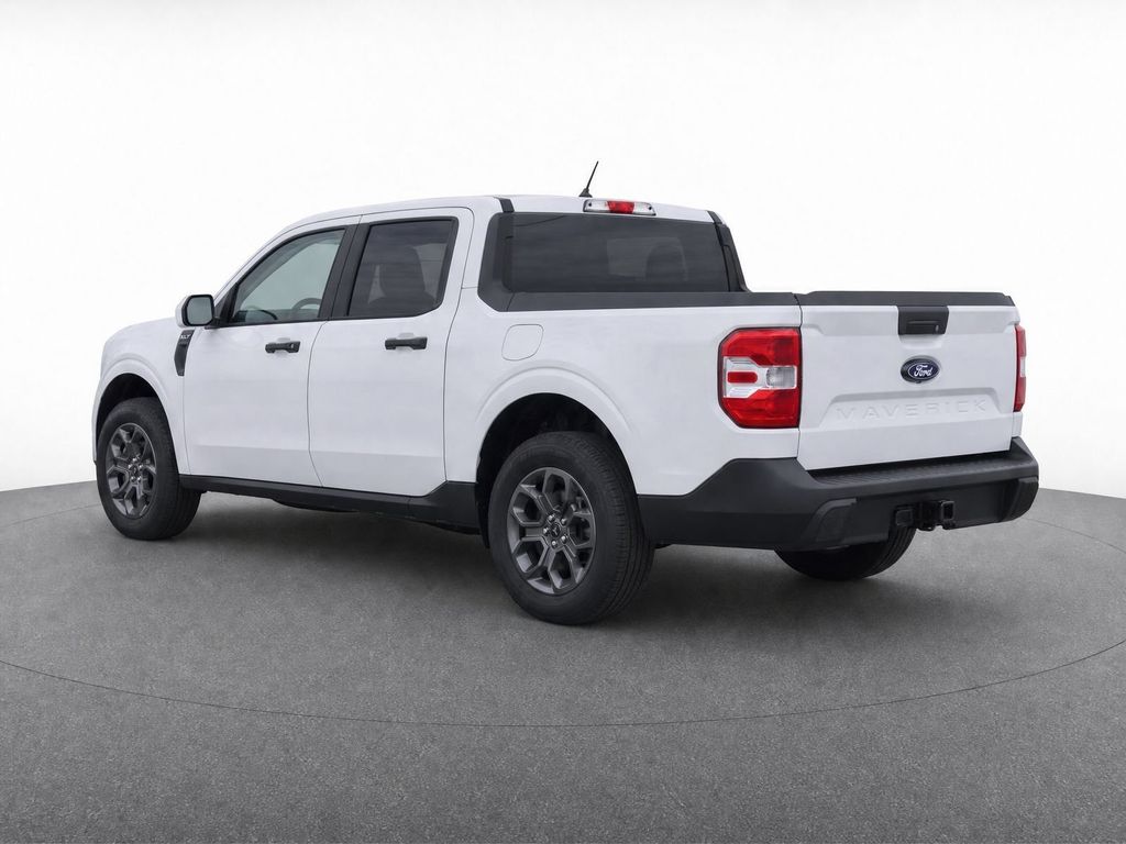New 2026 Space White Metallic Ford XLT image 4