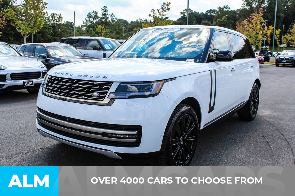 2025 Land Rover Range Rover SE photo 2