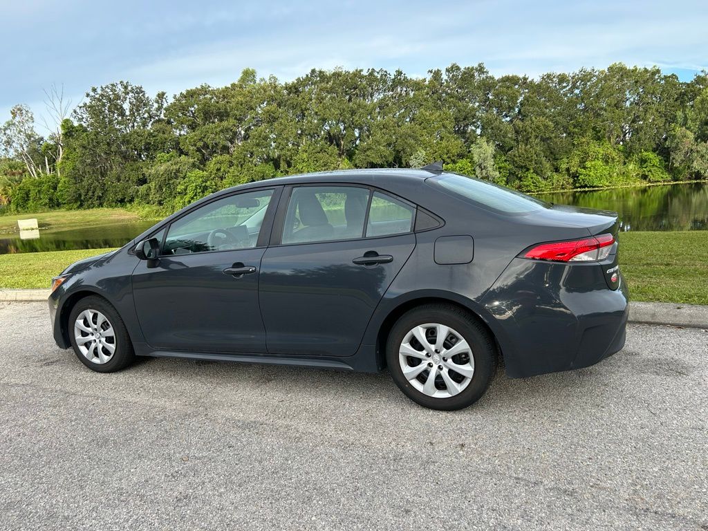 Thumbnail: 2023 Toyota Corolla - 3