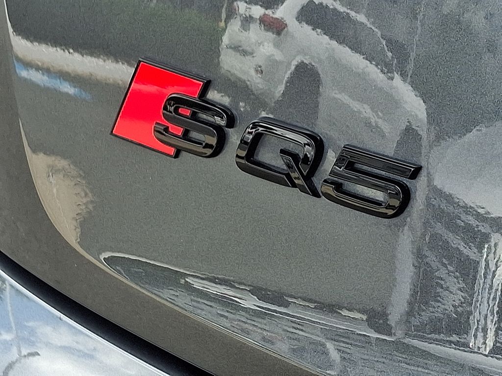 Thumbnail: 2024 Audi SQ5 - 29