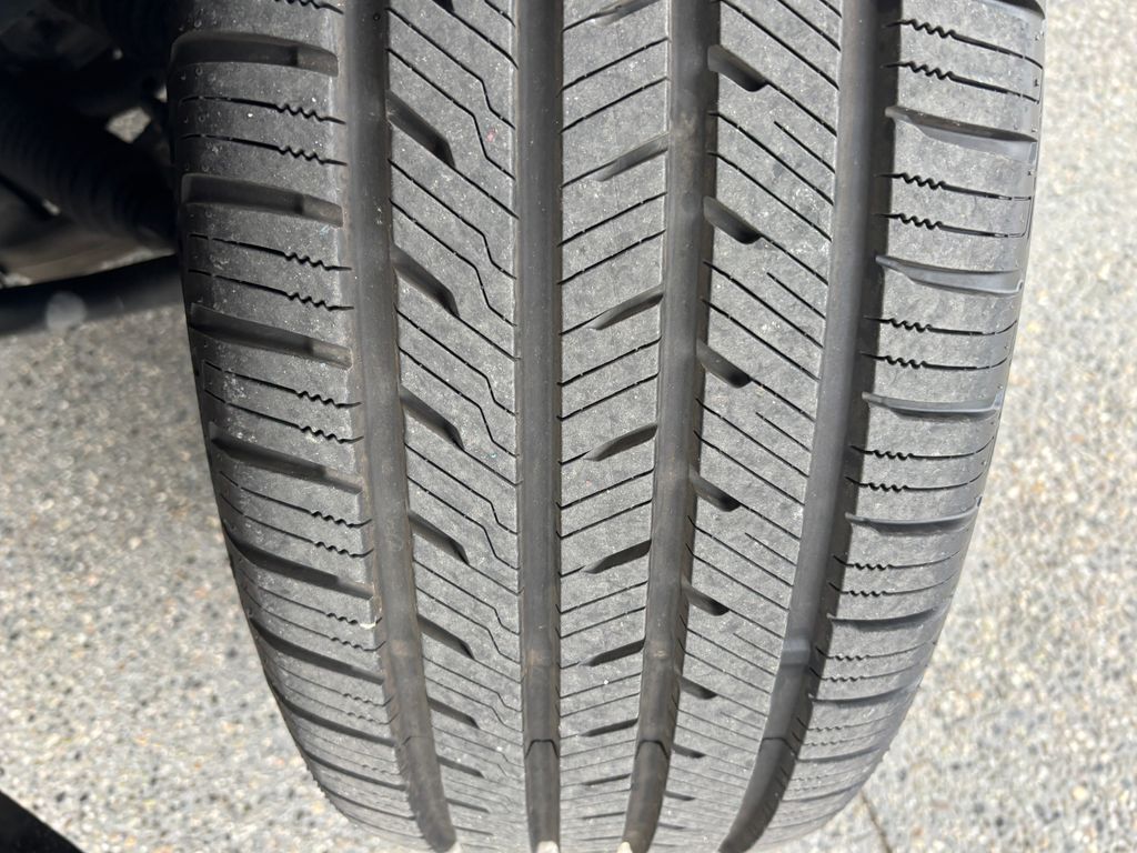 Thumbnail: 2021 Jeep Grand Cherokee - 30