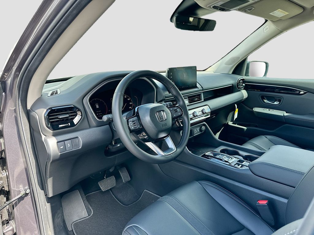 Thumbnail: 2025 Honda Pilot - 9