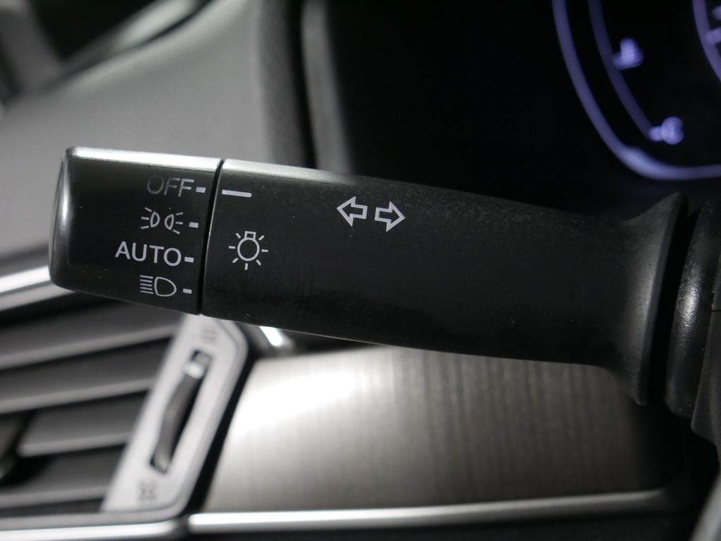 2020 Honda Accord LX 20