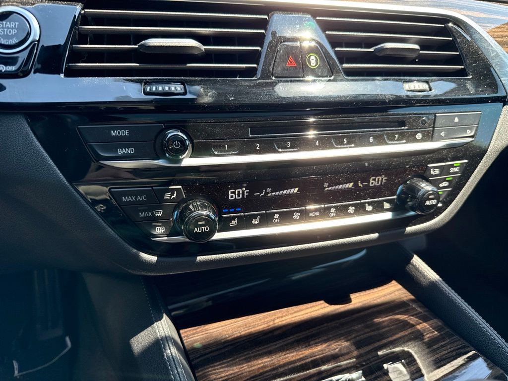 2019 Black Sapphire Metallic BMW 5 Series M550i xDrive AWD Sedan