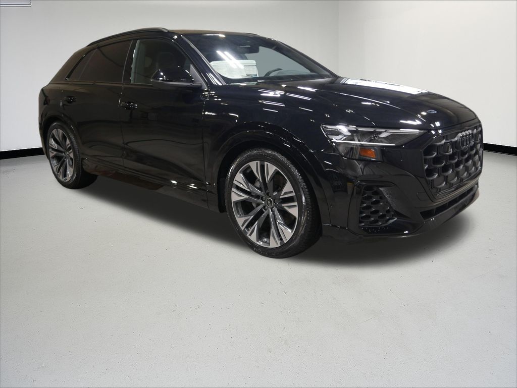 Thumbnail: 2026 Audi Q8 - 7