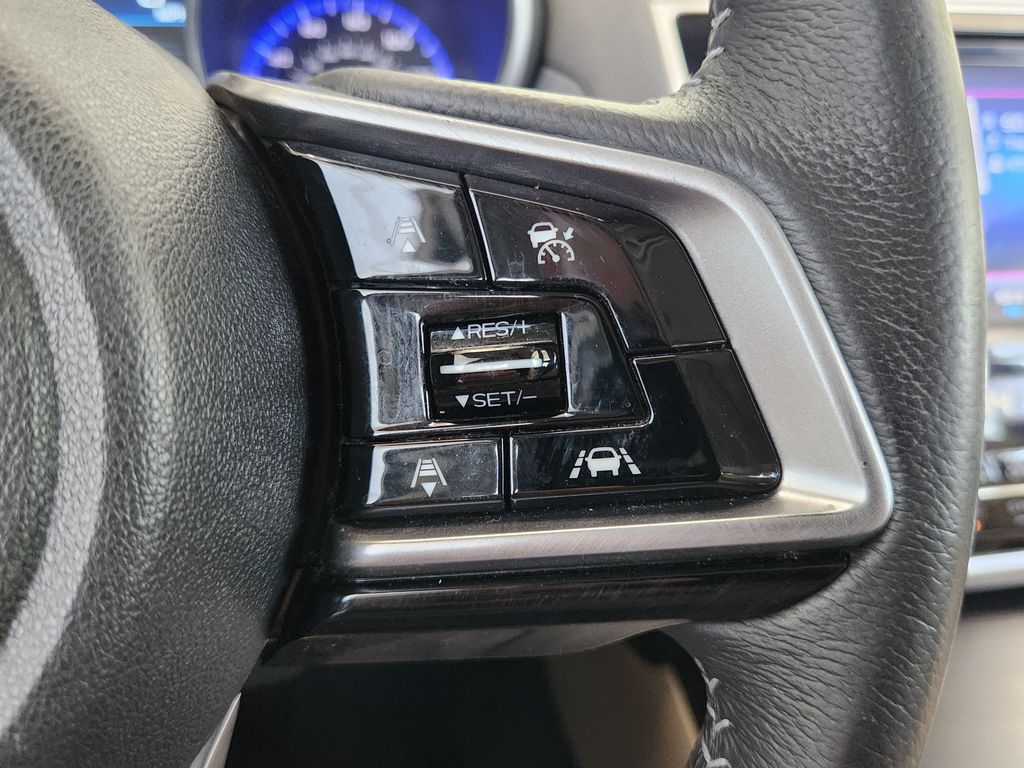2019 Subaru Outback 2.5i White at Legacy Ford
