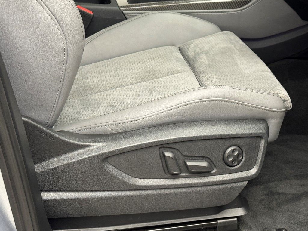 2023 Audi SQ5 Prestige 19