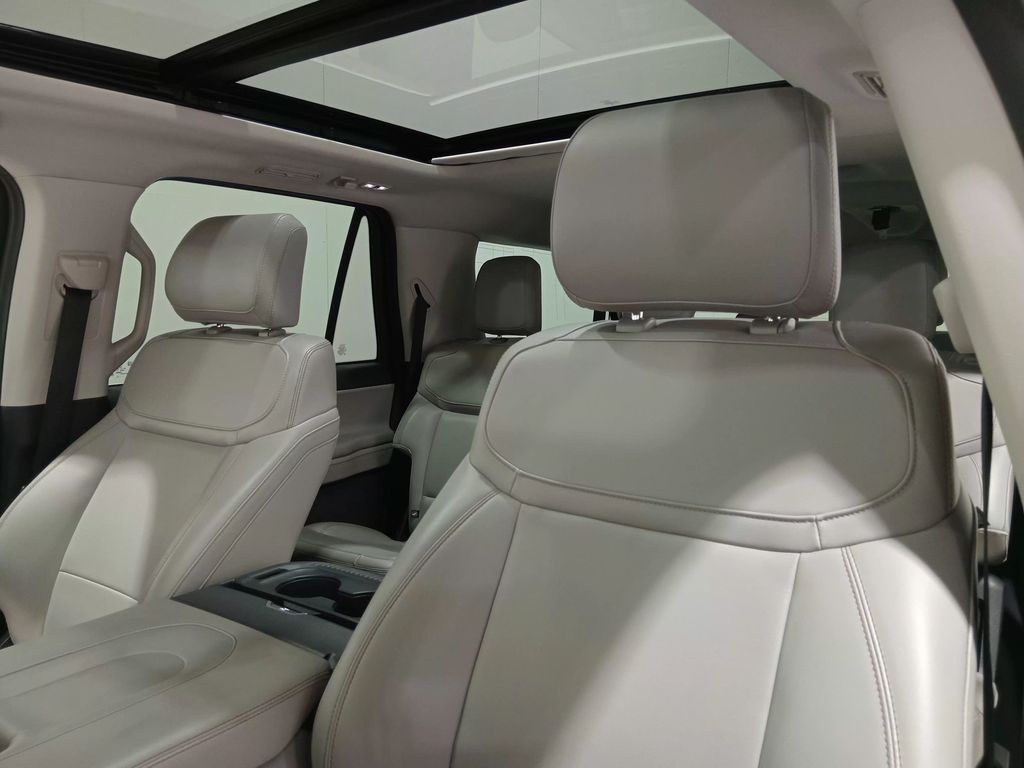 2025 Ford Expedition Active MAX