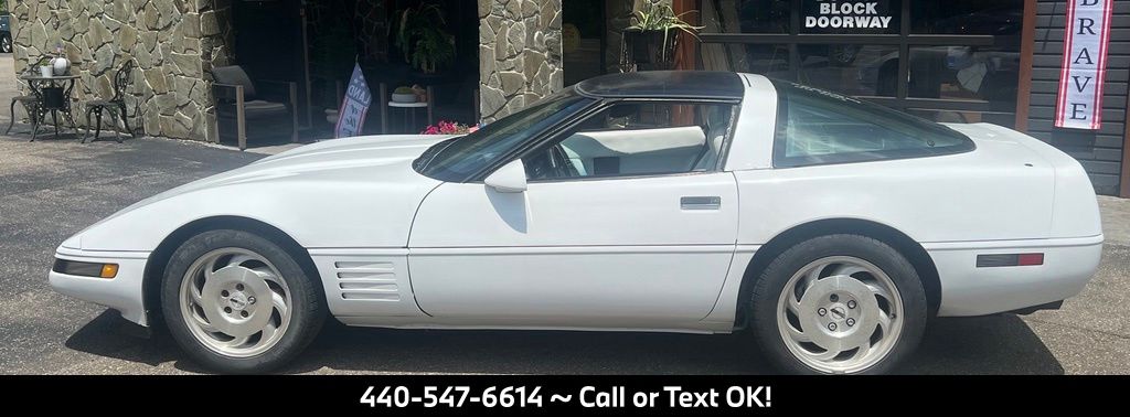 1993 Chevrolet Corvette Base - Image 2