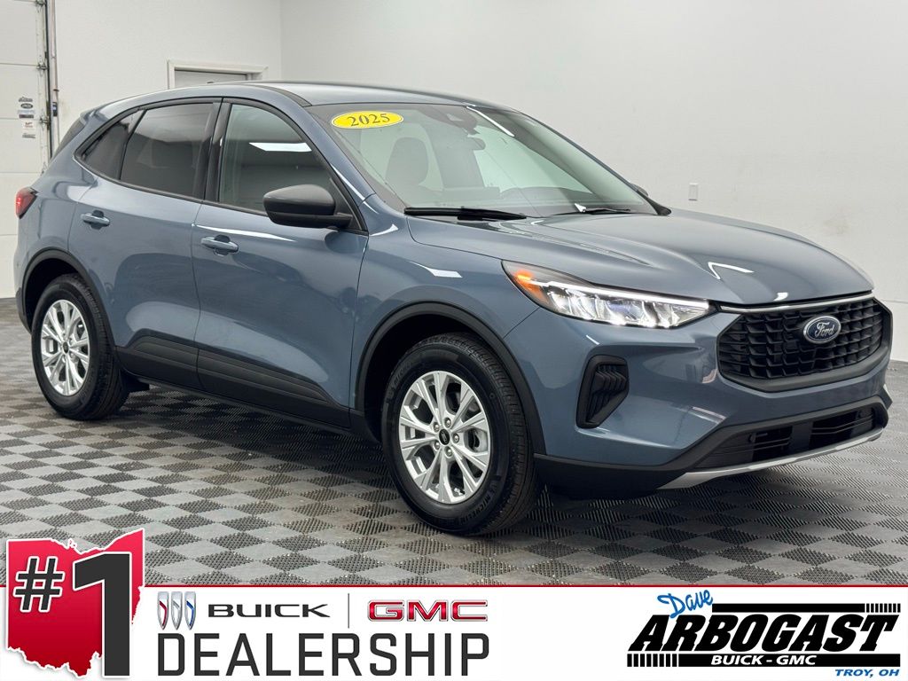 Vapor Blue 2025 Ford Escape Active FWD SUV / Crossover Front-Wheel Drive 8-Speed Automatic