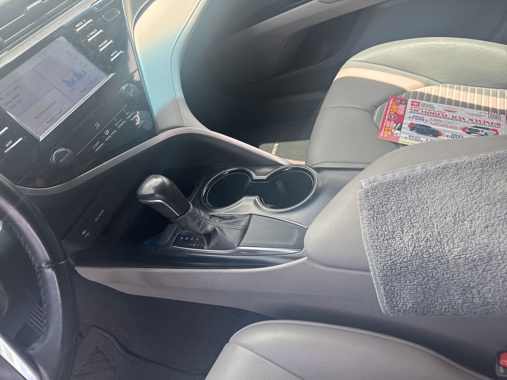 2019 Toyota Camry  4