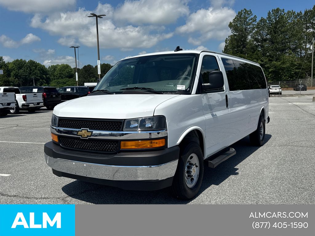 Summit White 2025 Chevrolet Express 3500 LT Extended RWD Van Rear-Wheel Drive 8-Speed Automatic Overdrive