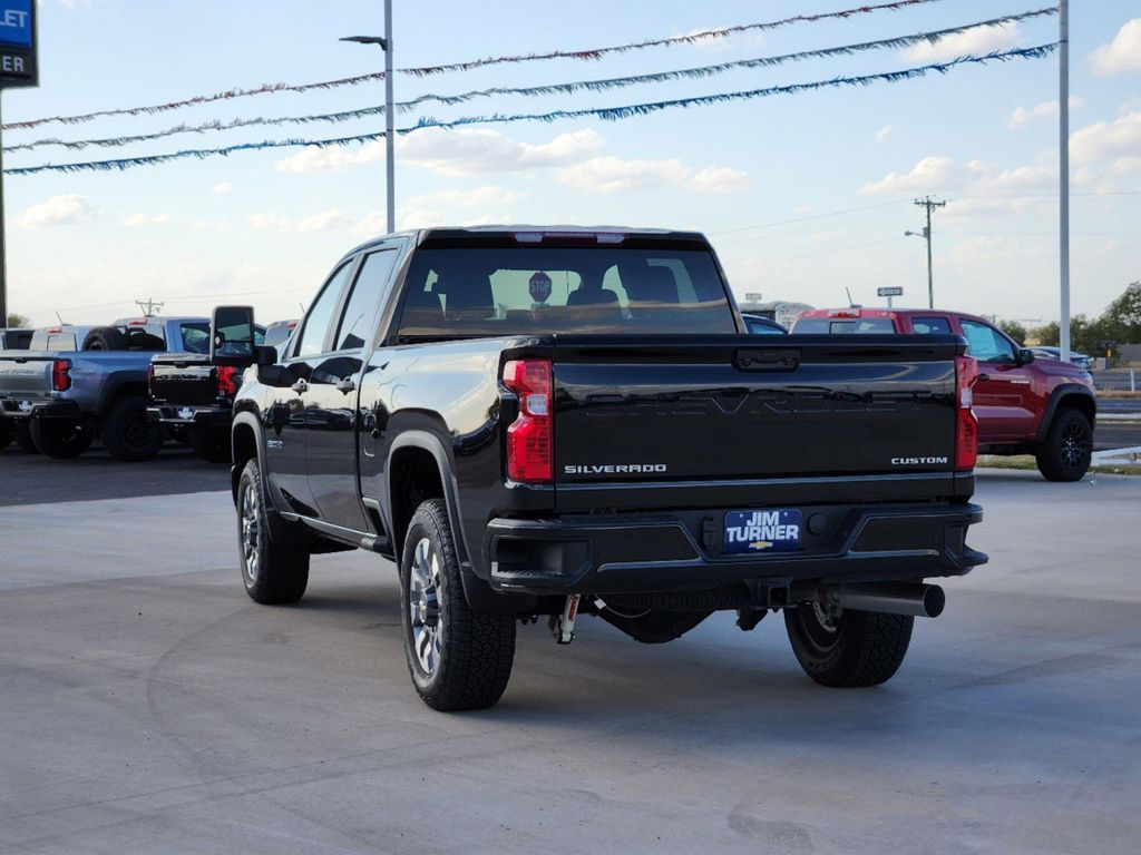 2024 Chevrolet Silverado 2500HD Custom 4