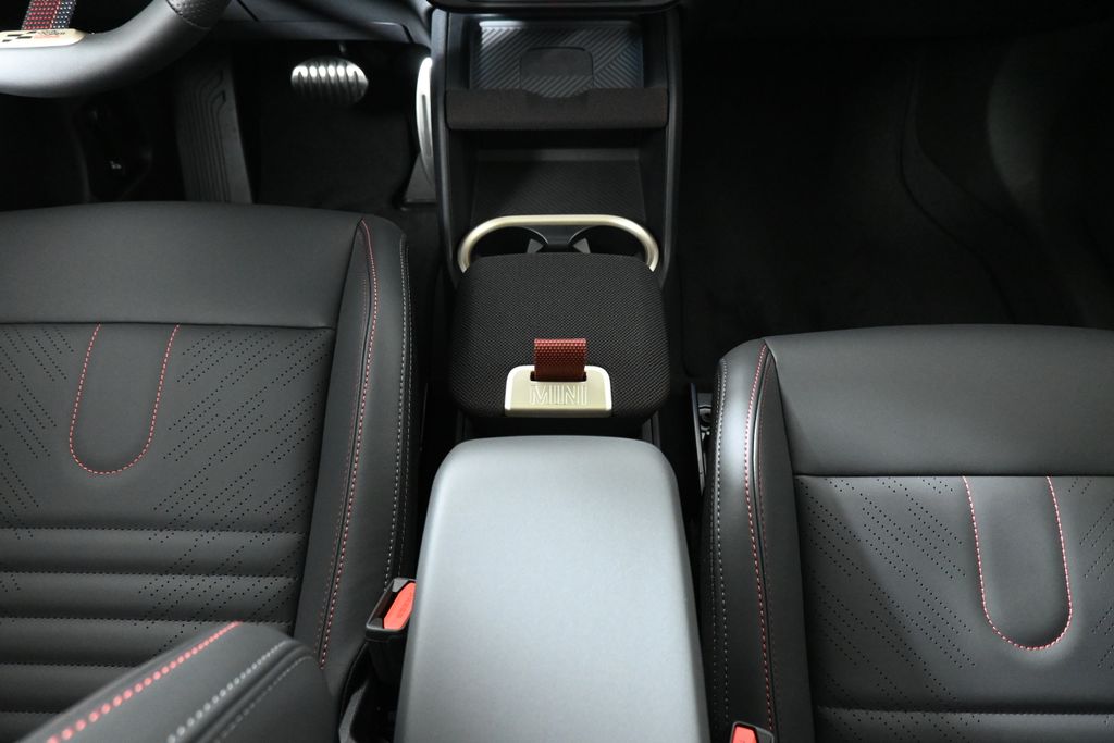 Thumbnail: 2026 MINI Cooper Countryman - 18