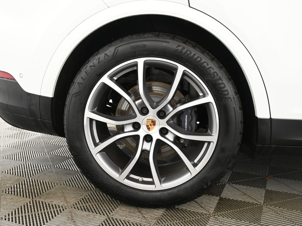 Thumbnail: 2025 Porsche Cayenne - 12