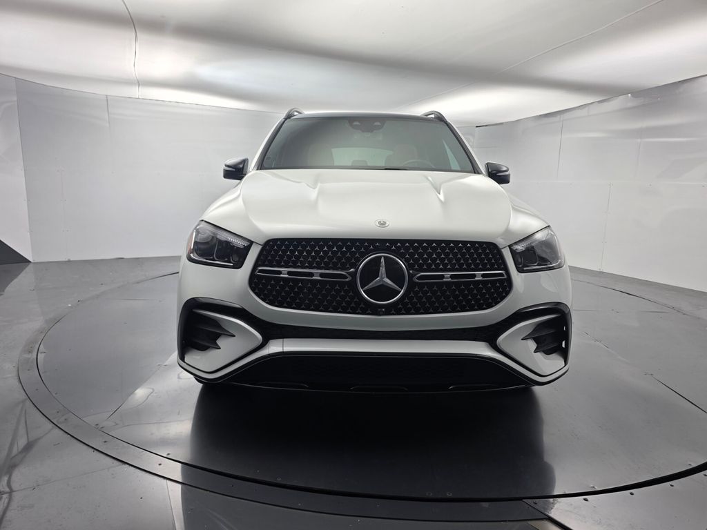 Used 2025 White Mercedes-Benz GLE 450 image 2