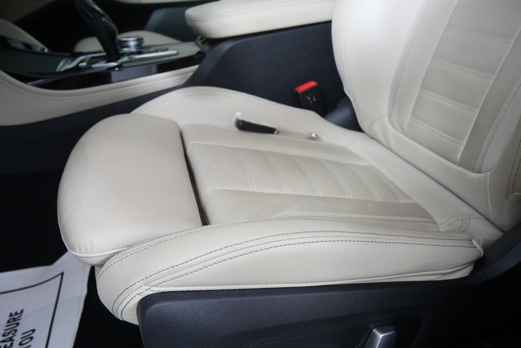 Thumbnail: 2020 BMW X4 - 9